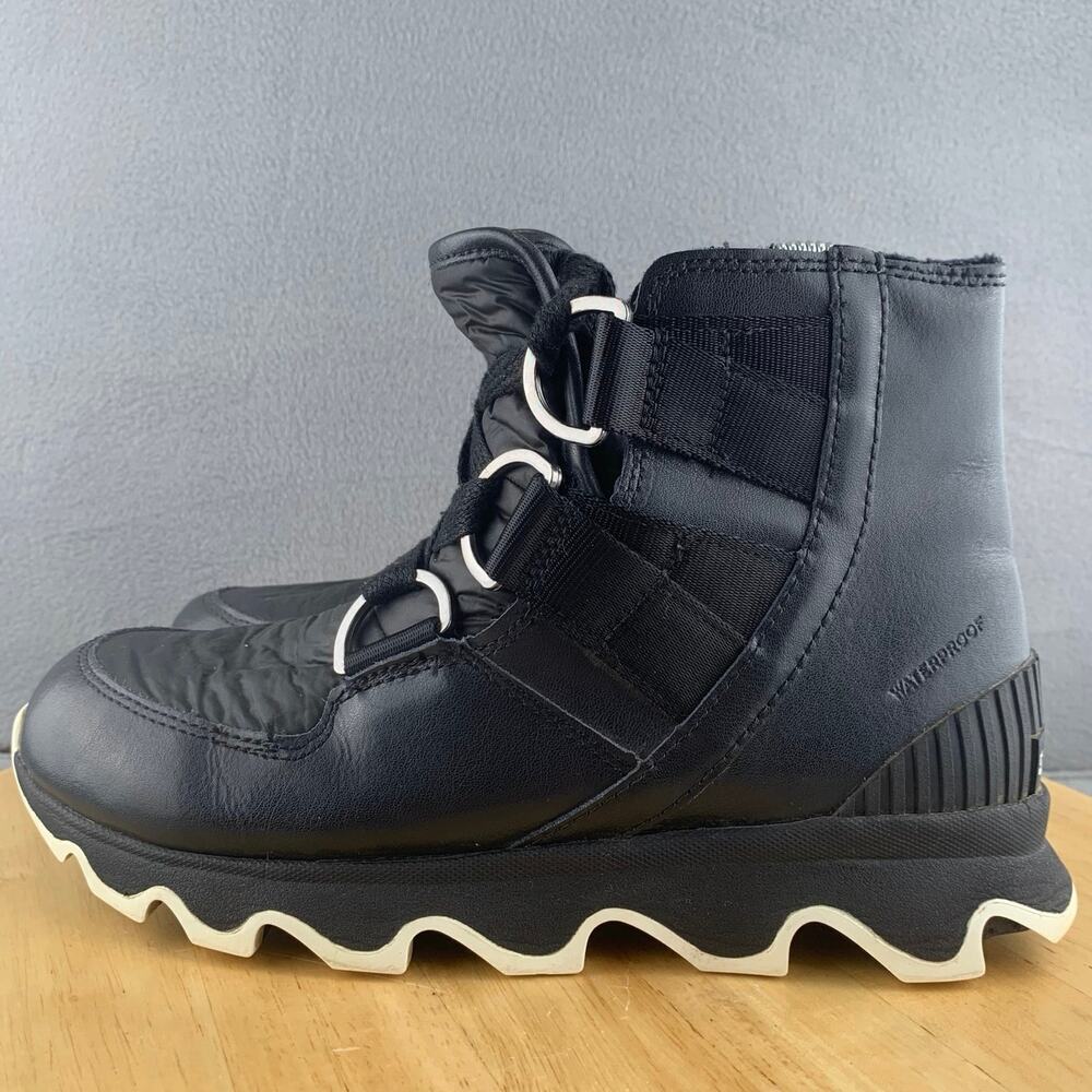 Sorel Kinetic Black Leather Winter Ankle Boot Waterproof Women’s Size 8 US
